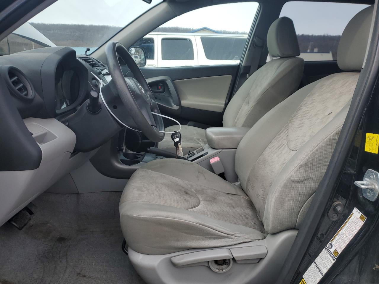 2011 Toyota RAV 4 - Image 7