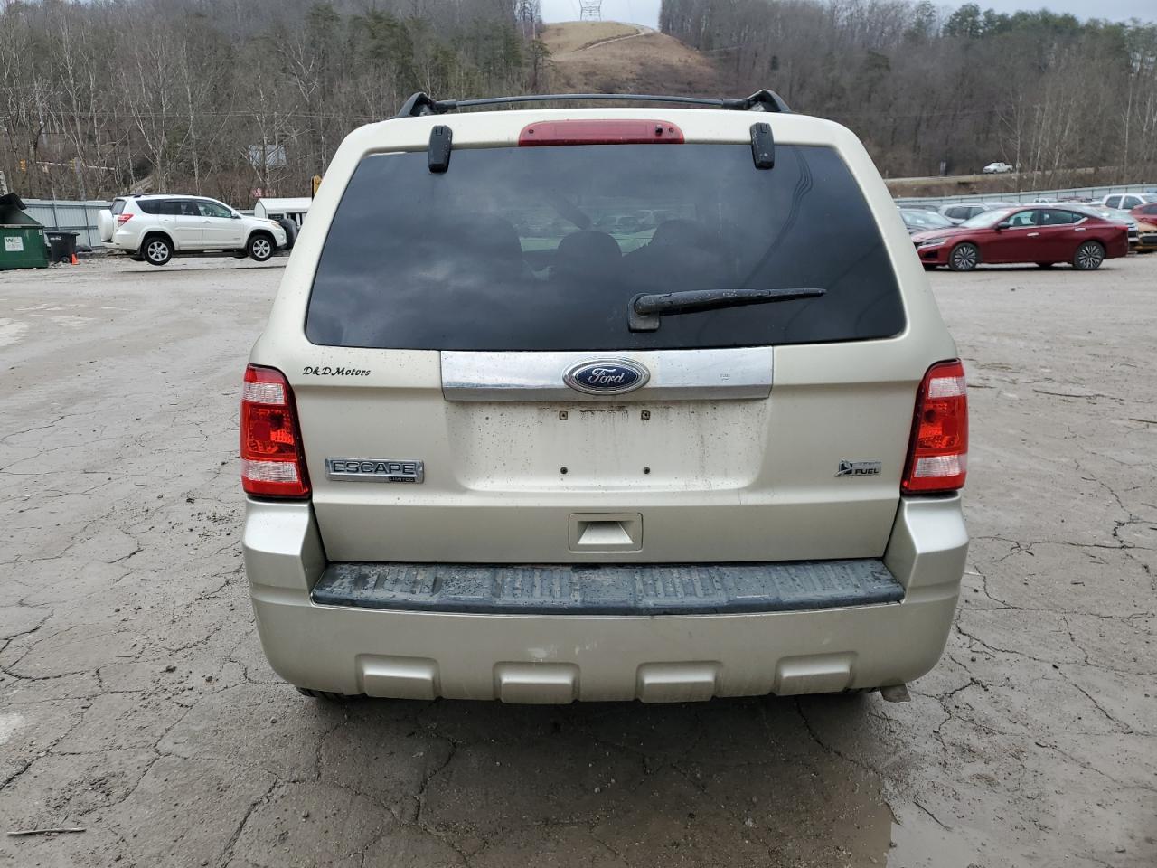 2010 Ford Escape - Image 6