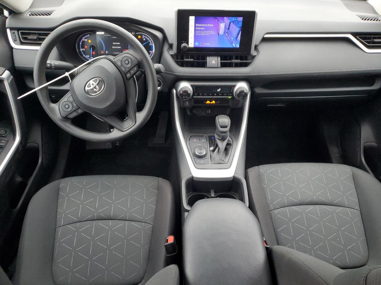 2024 Toyota RAV 4 - Image 8