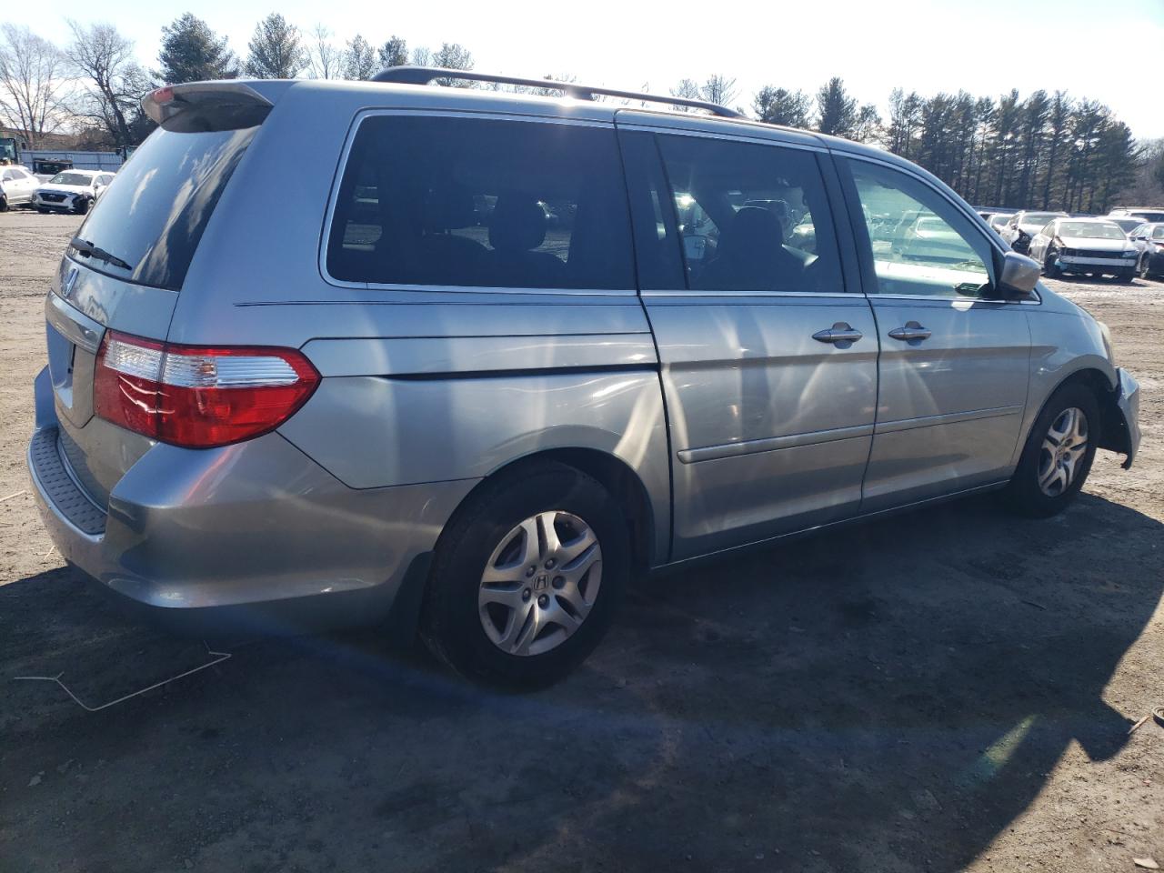 2007 Honda Odyssey - Image 3