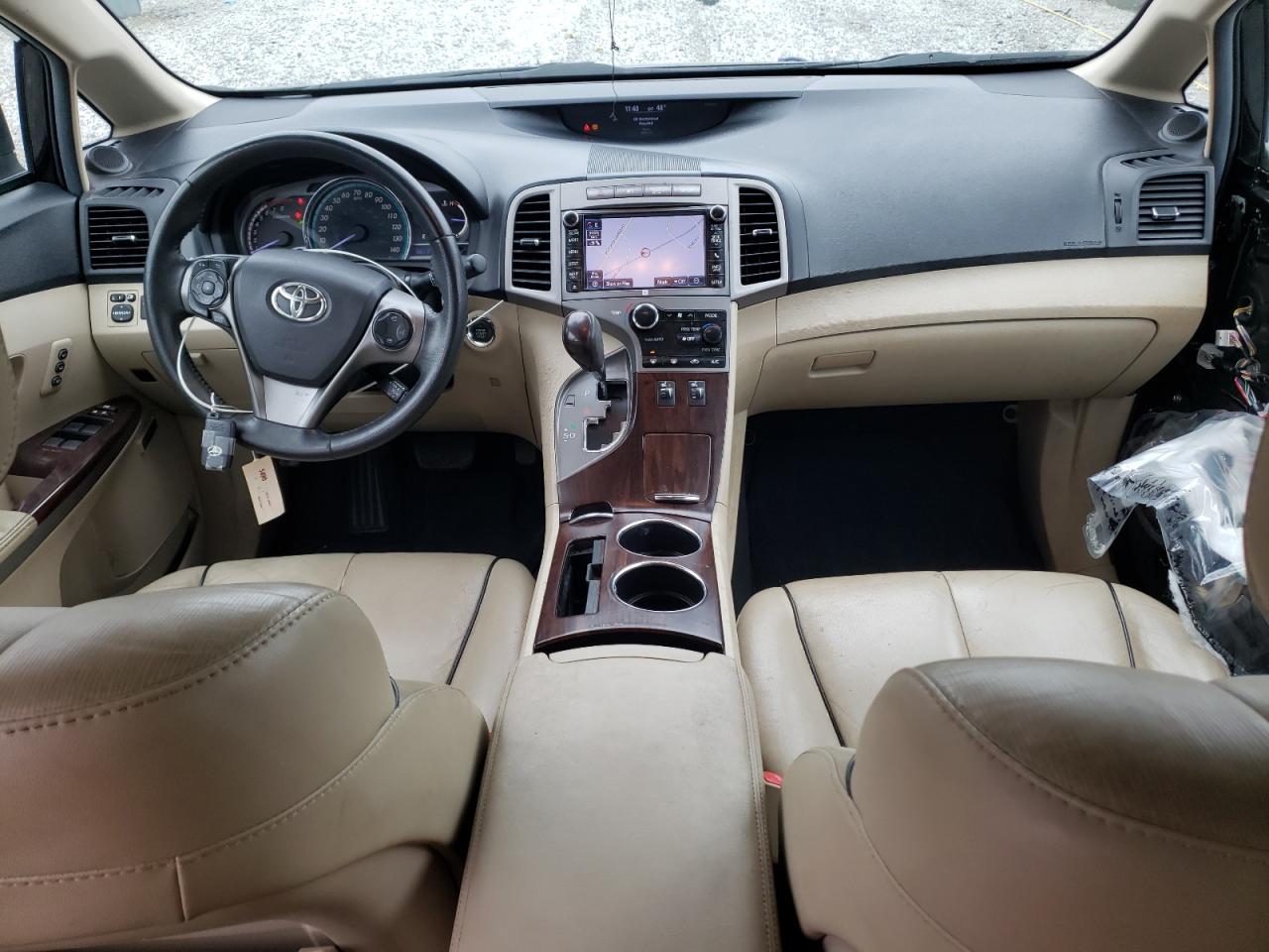 2014 Toyota Venza - Image 8