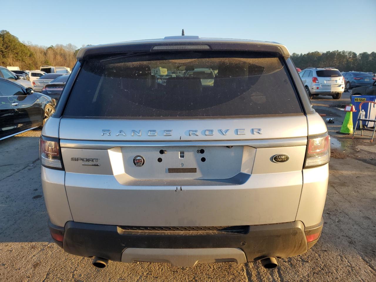 2015 Land Rover Range Rover - Image 6