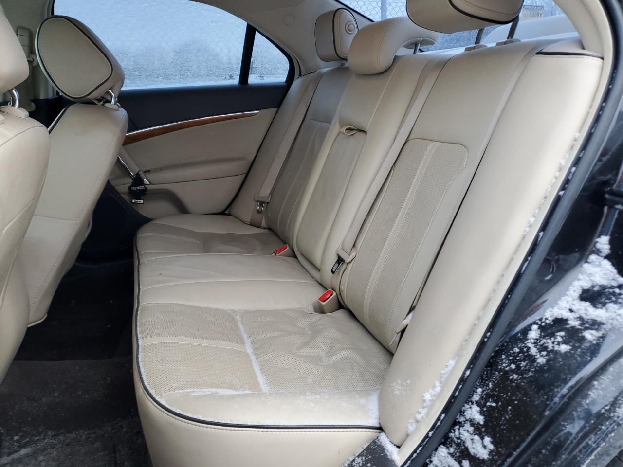 2012 Lincoln MKZ - Image 10