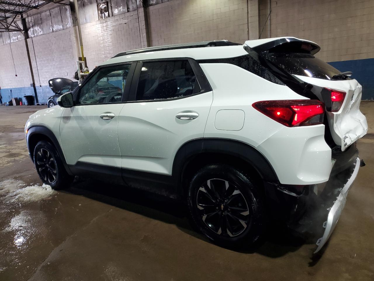 2023 Chevrolet TrailBlazer - Image 2