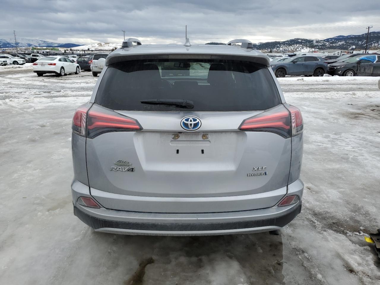 2017 Toyota RAV 4 - Image 6