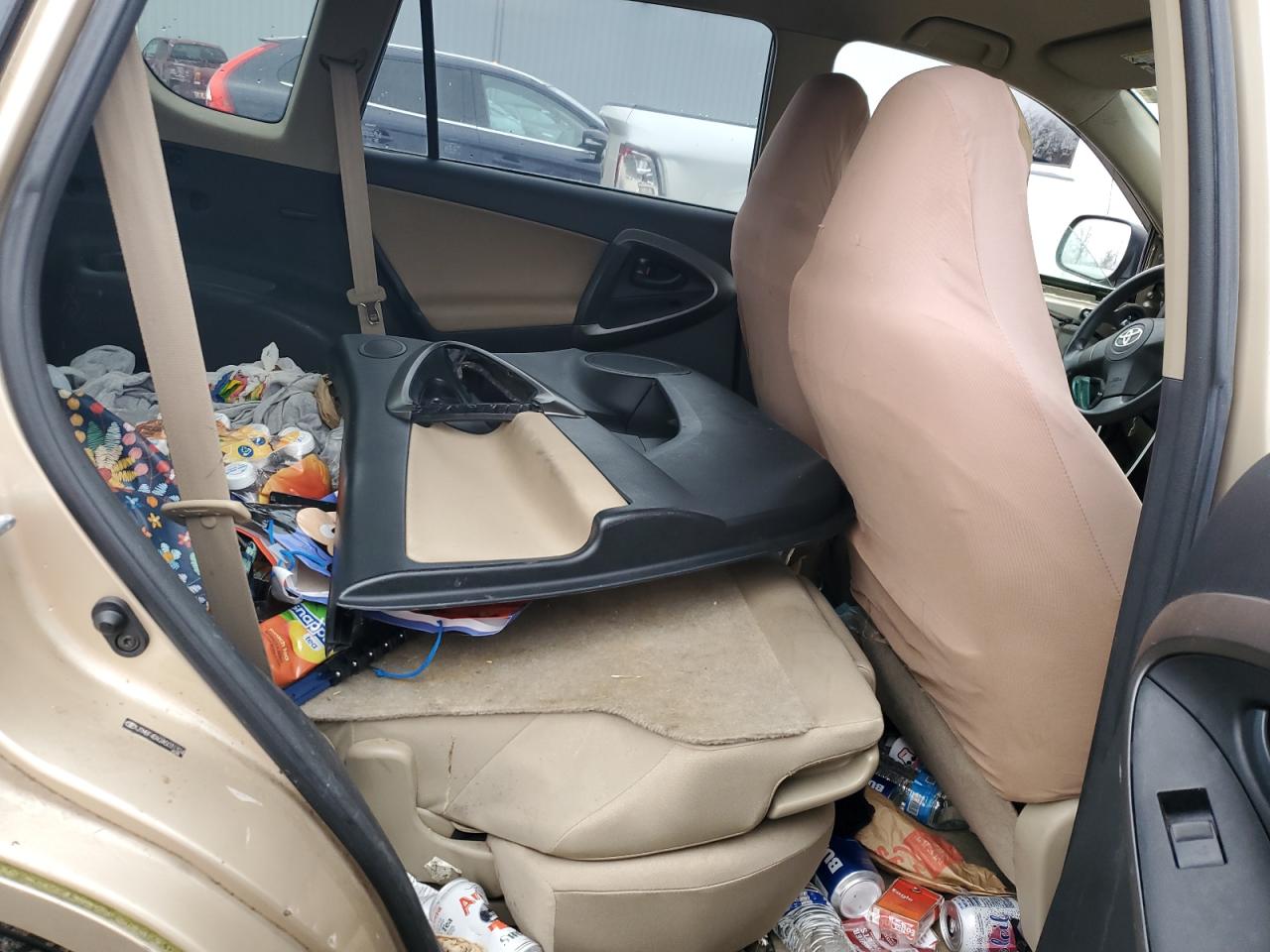 2010 Toyota RAV 4 - Image 11