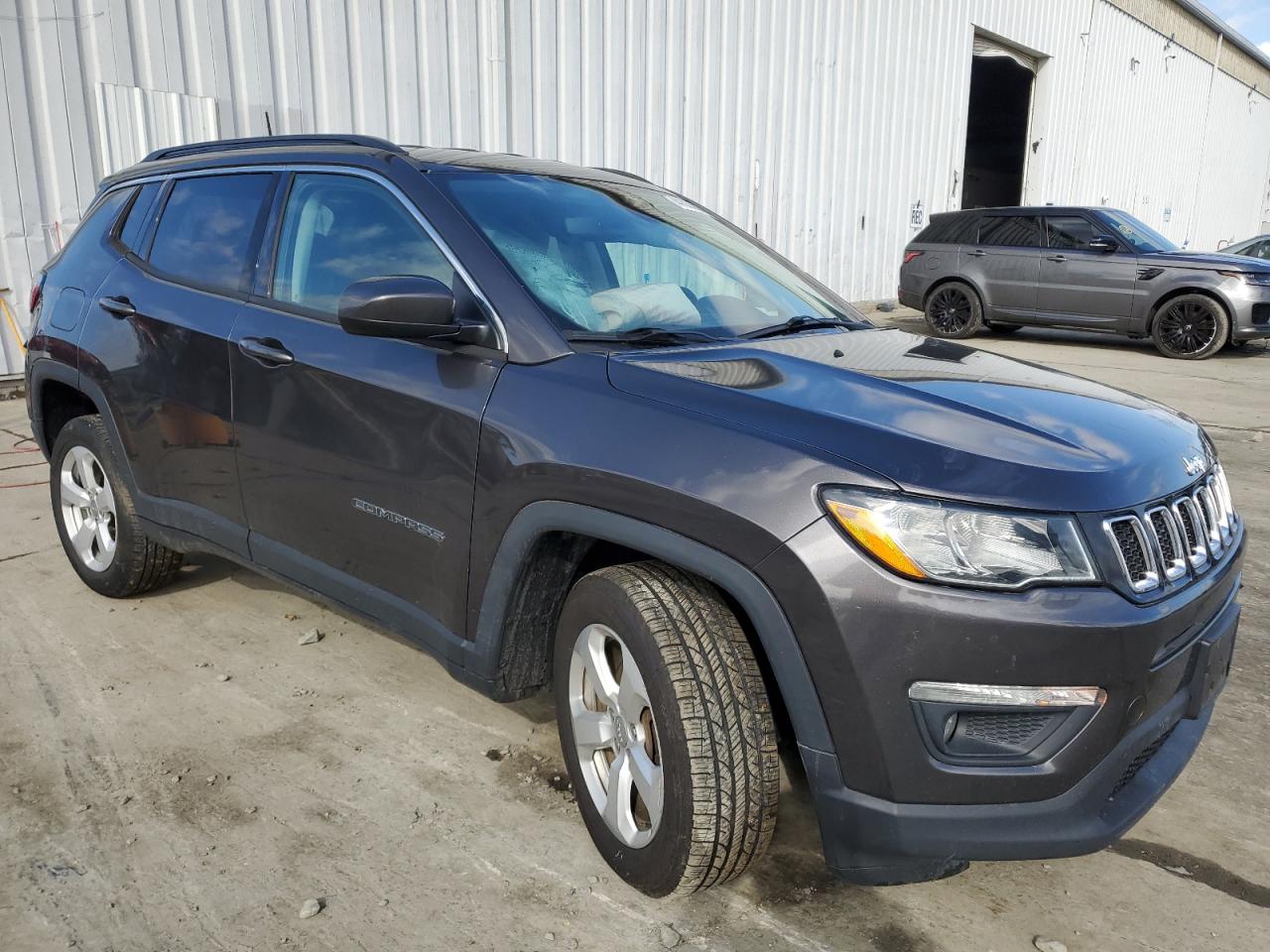 2018 Jeep Compass - Image 4