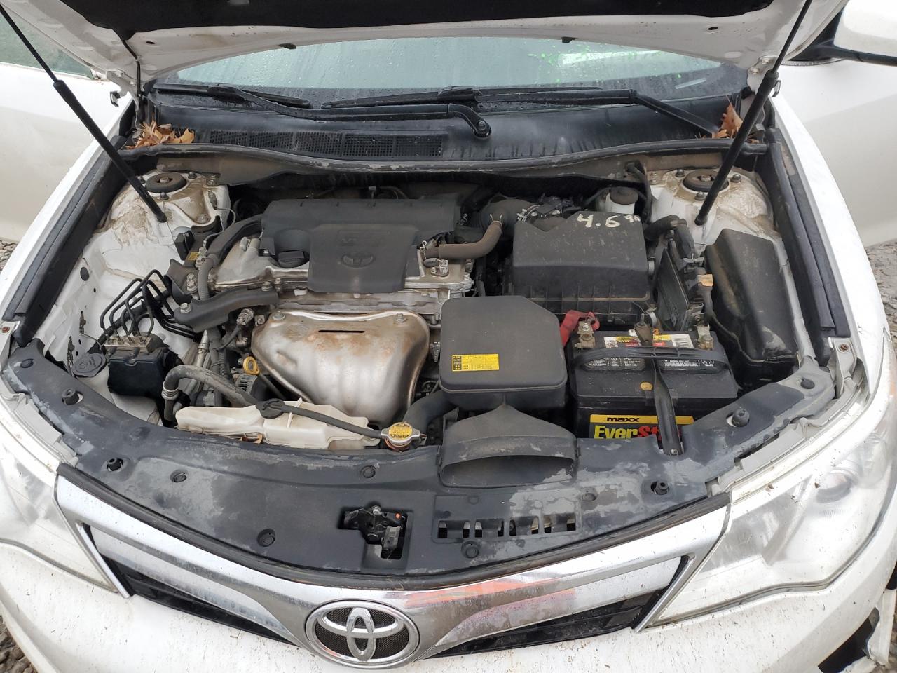 2012 Toyota Camry - Image 11