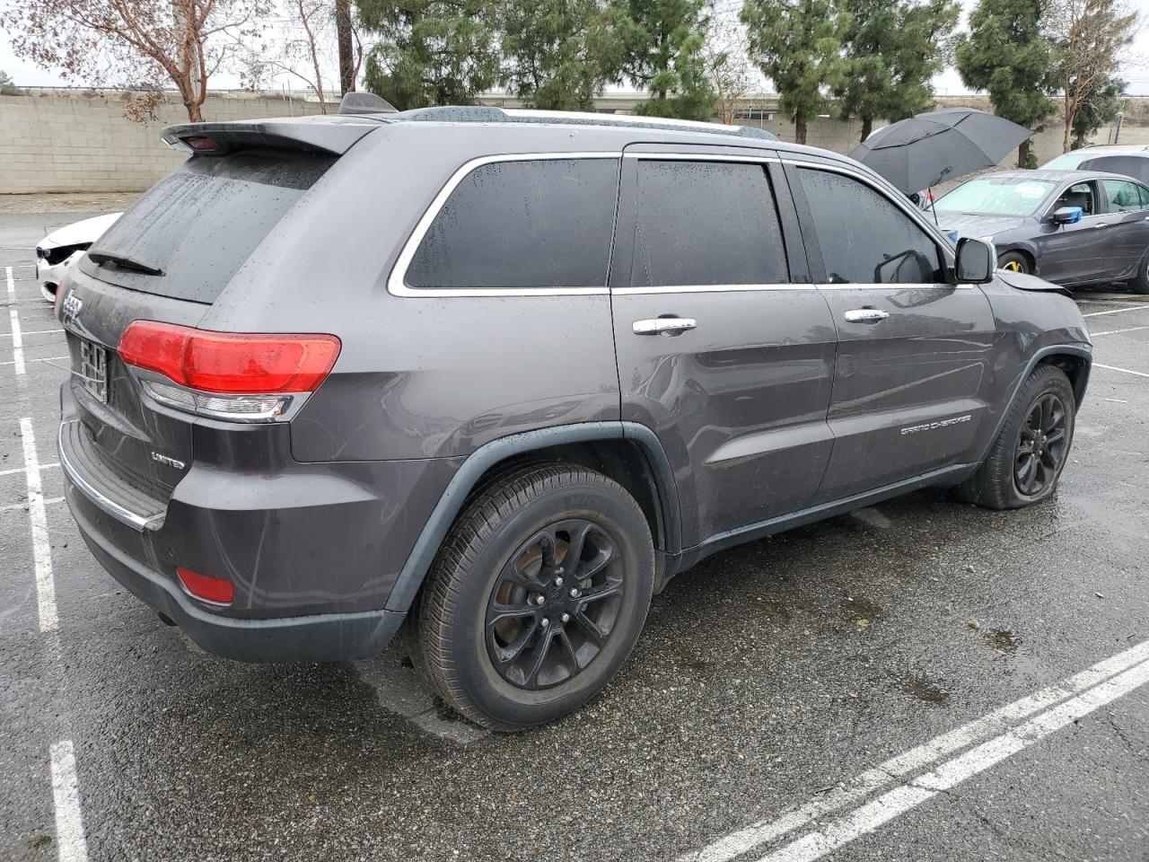 2015 Jeep Grand Cherokee - Image 3