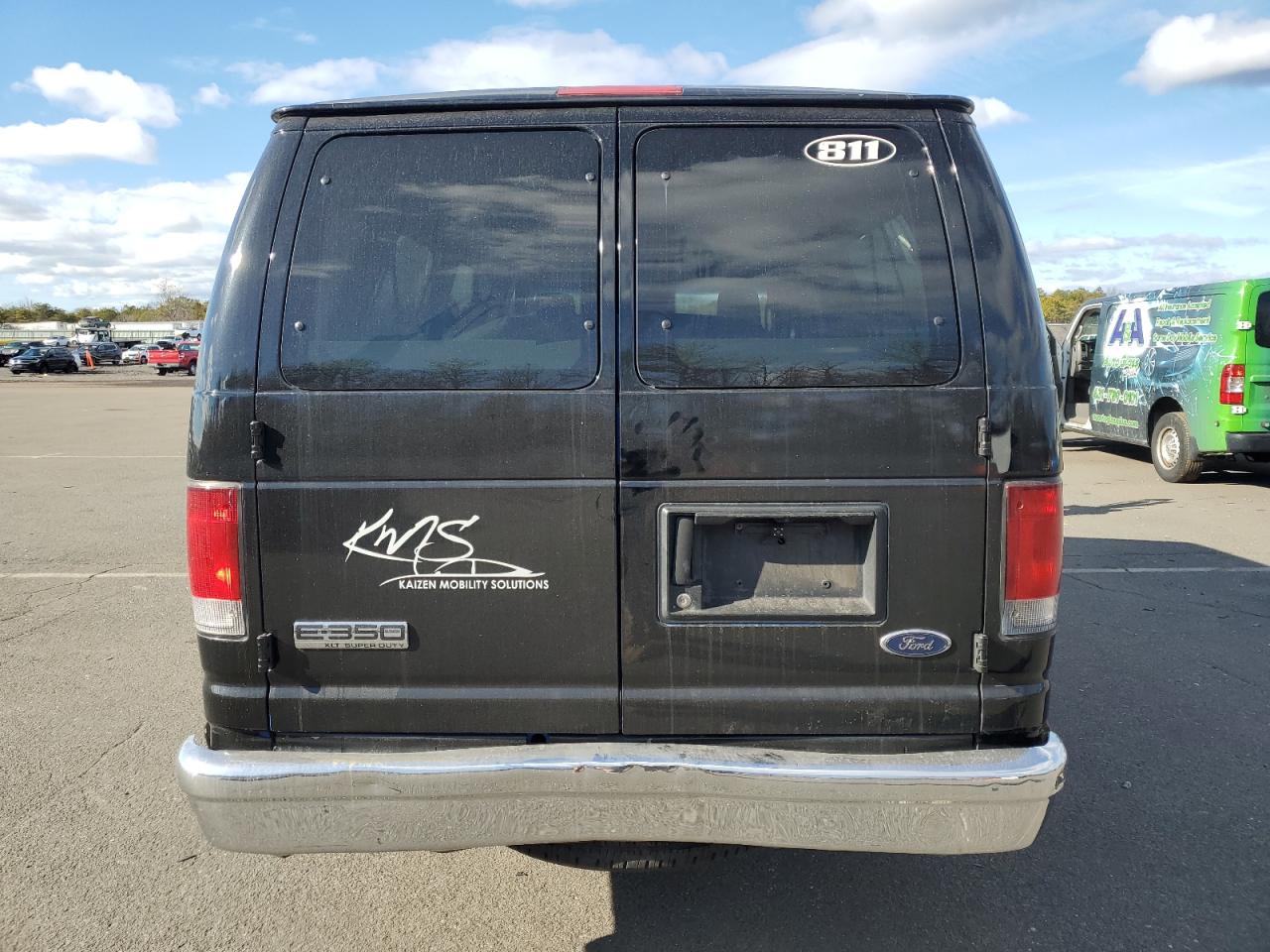 2014 Ford Econoline - Image 6