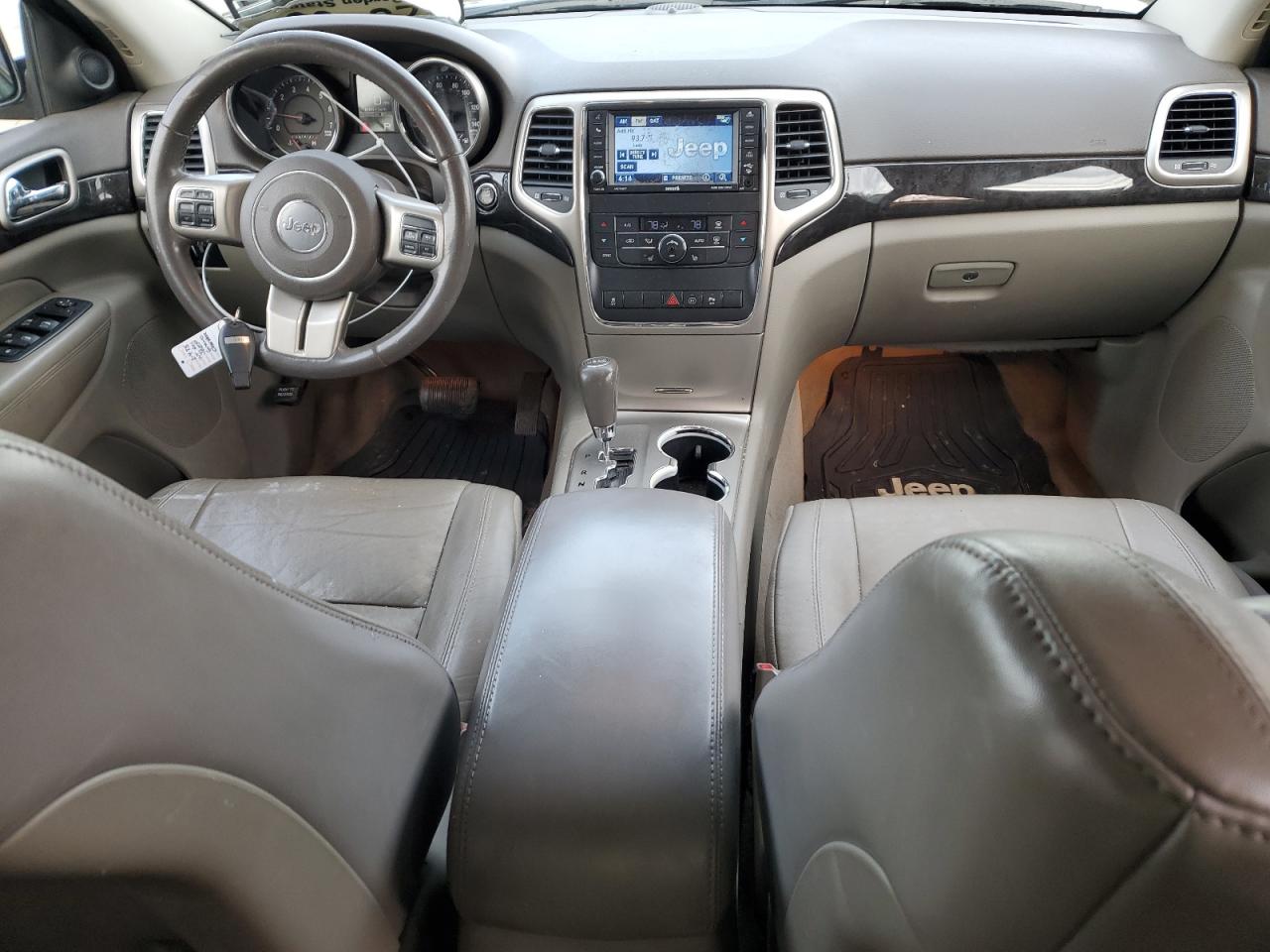 2012 Jeep Grand Cherokee - Image 8