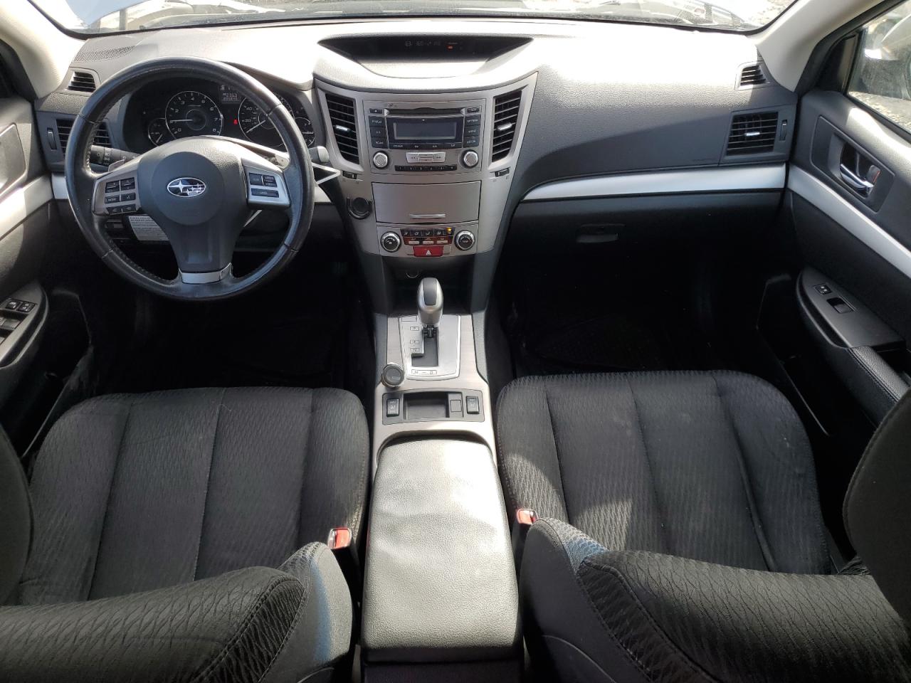 2012 Subaru Outback - Image 8