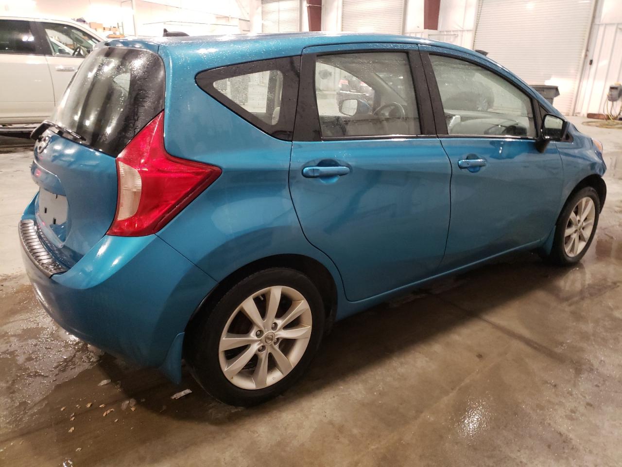 2016 Nissan Versa - Image 3