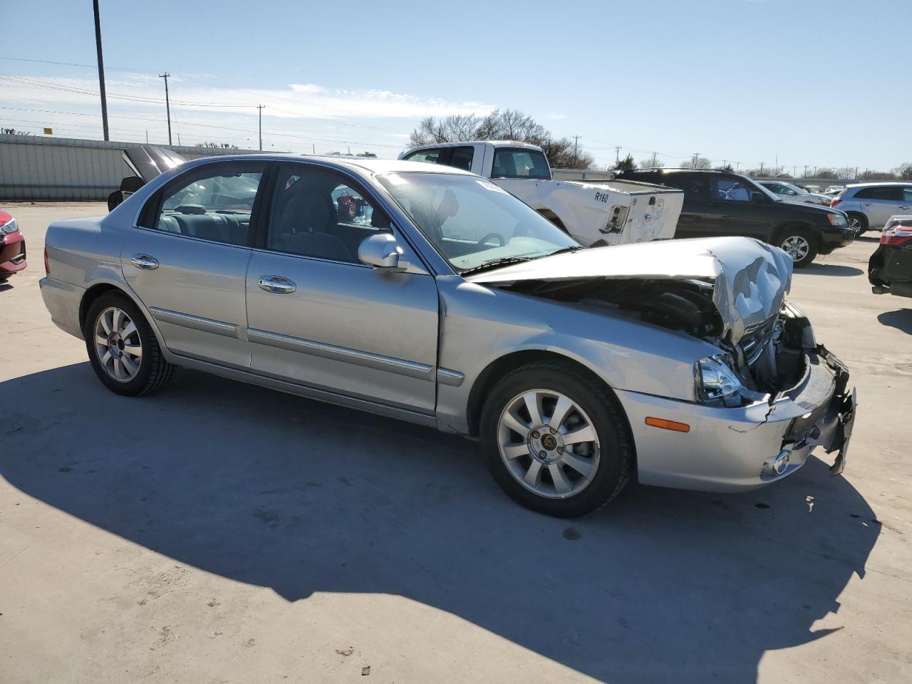 2005 Kia Optima - Image 4
