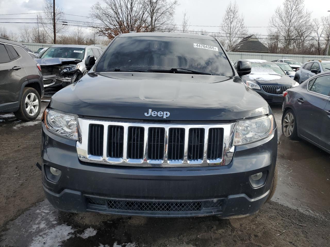 2011 Jeep Grand Cherokee - Image 5