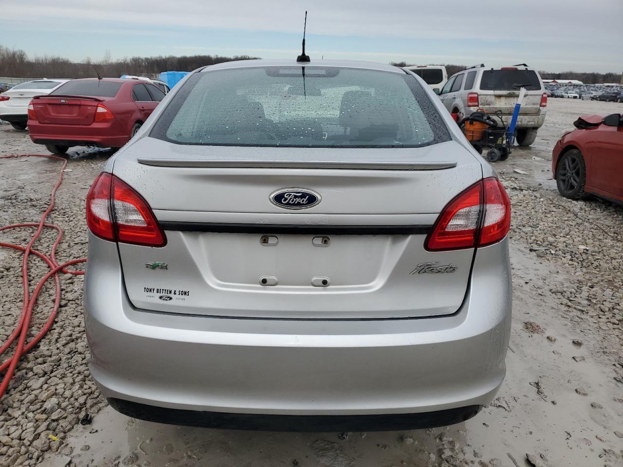 2011 Ford Fiesta - Image 6