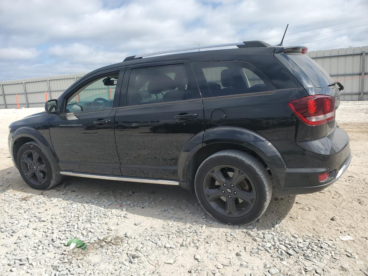 2020 Dodge Journey - Image 2