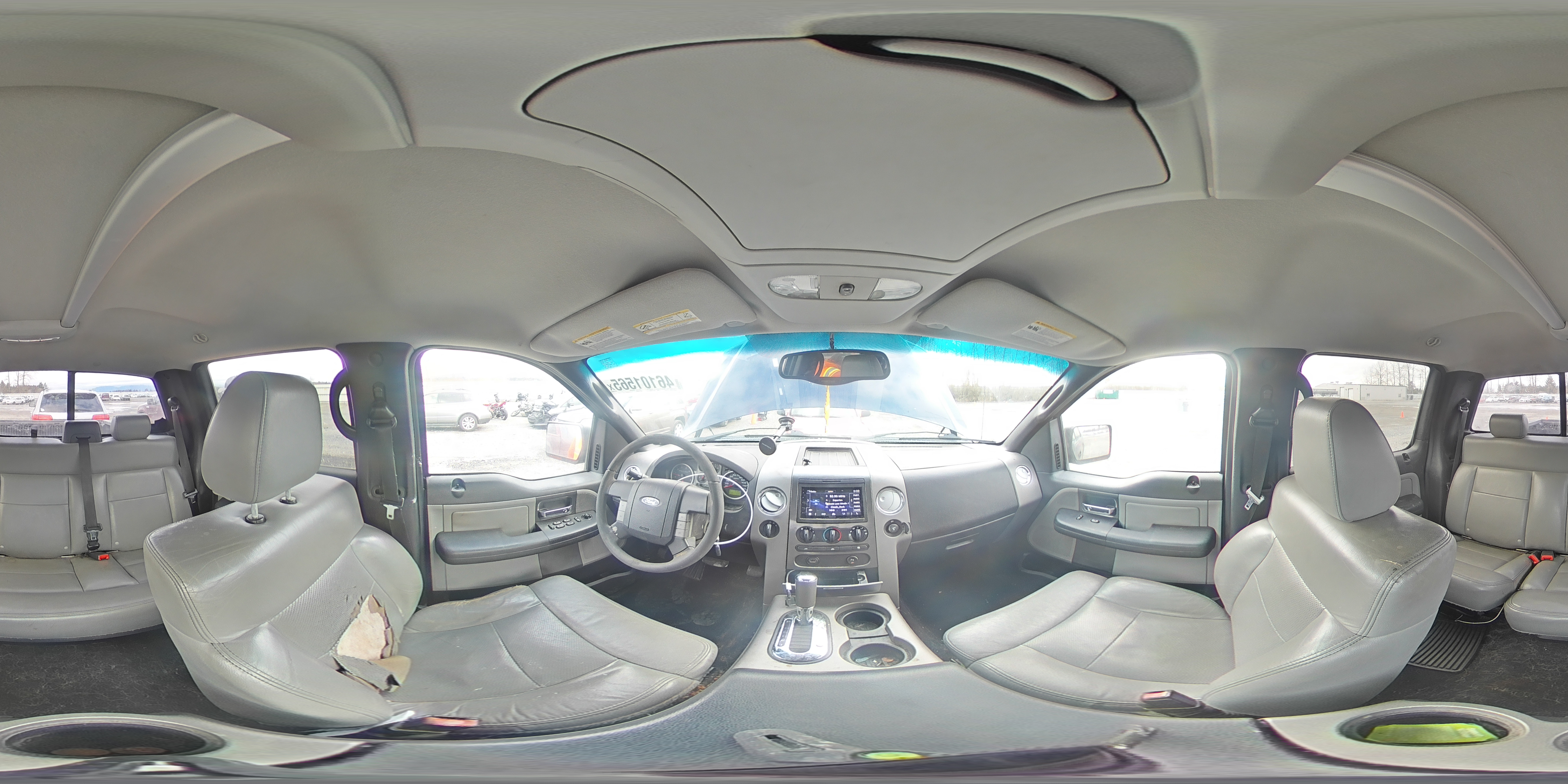 2004 Ford F-150 - Image 13