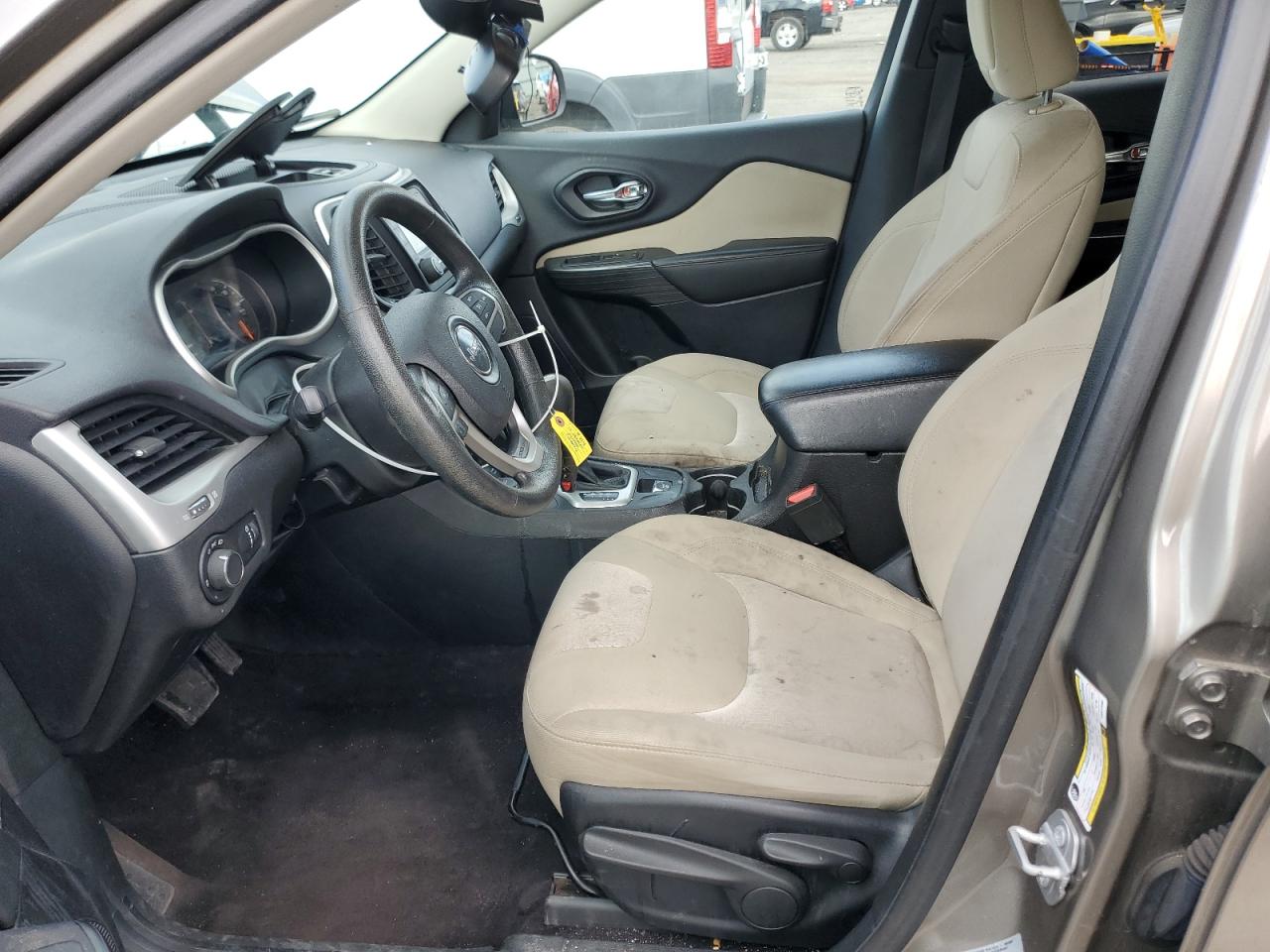 2017 Jeep Grand Cherokee - Image 7