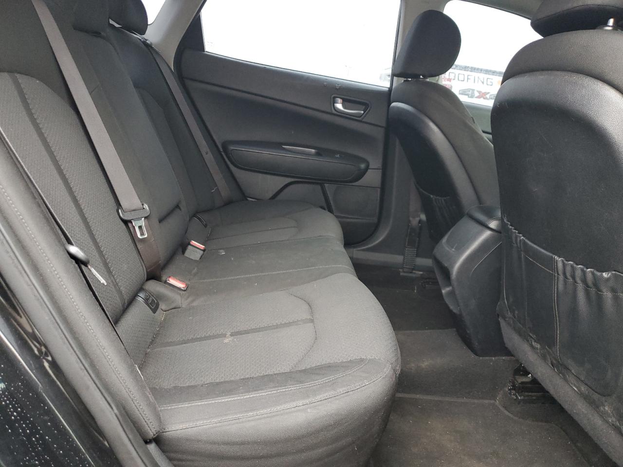 2017 Kia Optima - Image 10