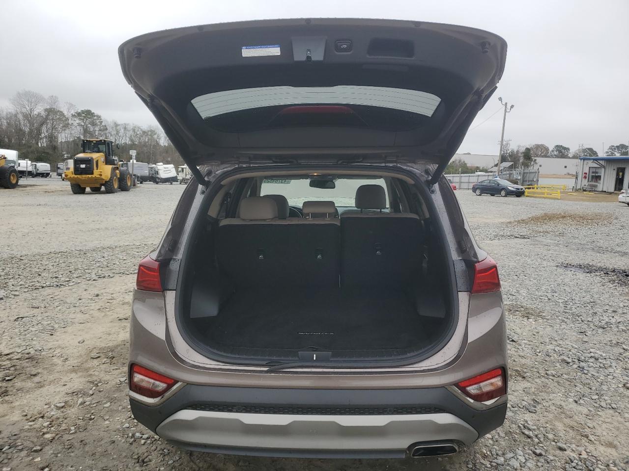 2020 Hyundai Santa Fe - Image 6