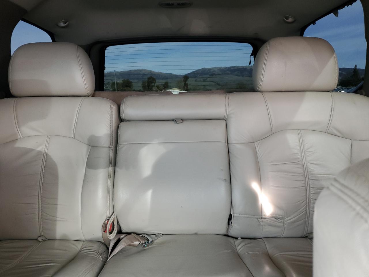 2001 Chevrolet Tahoe K1500 VIN: 1GNEK13T21R112606 Lot: 45729635