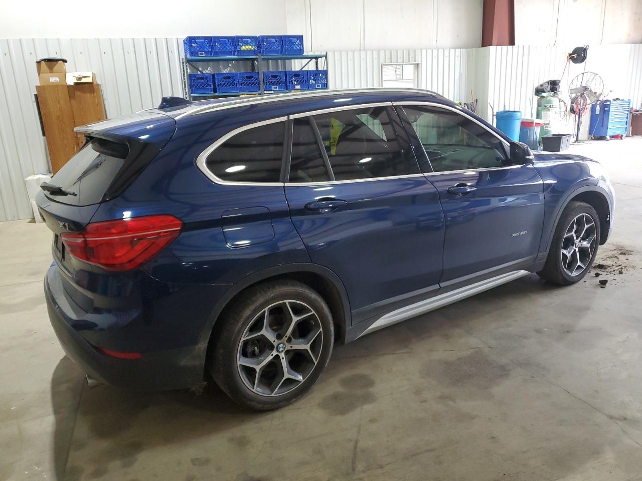 2017 BMW X1 - Image 3