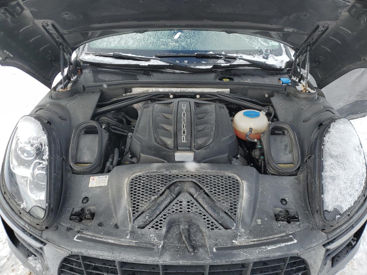 2015 Porsche Macan - Image 13