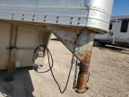 1990 Featherlite Horsetrail იყიდება Amarillo-ში, TX - Side