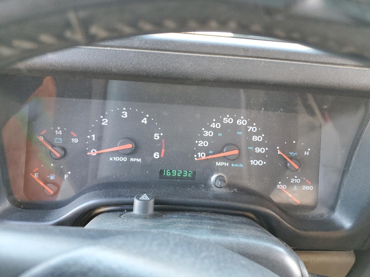 2003 Jeep Wrangler - Image 9