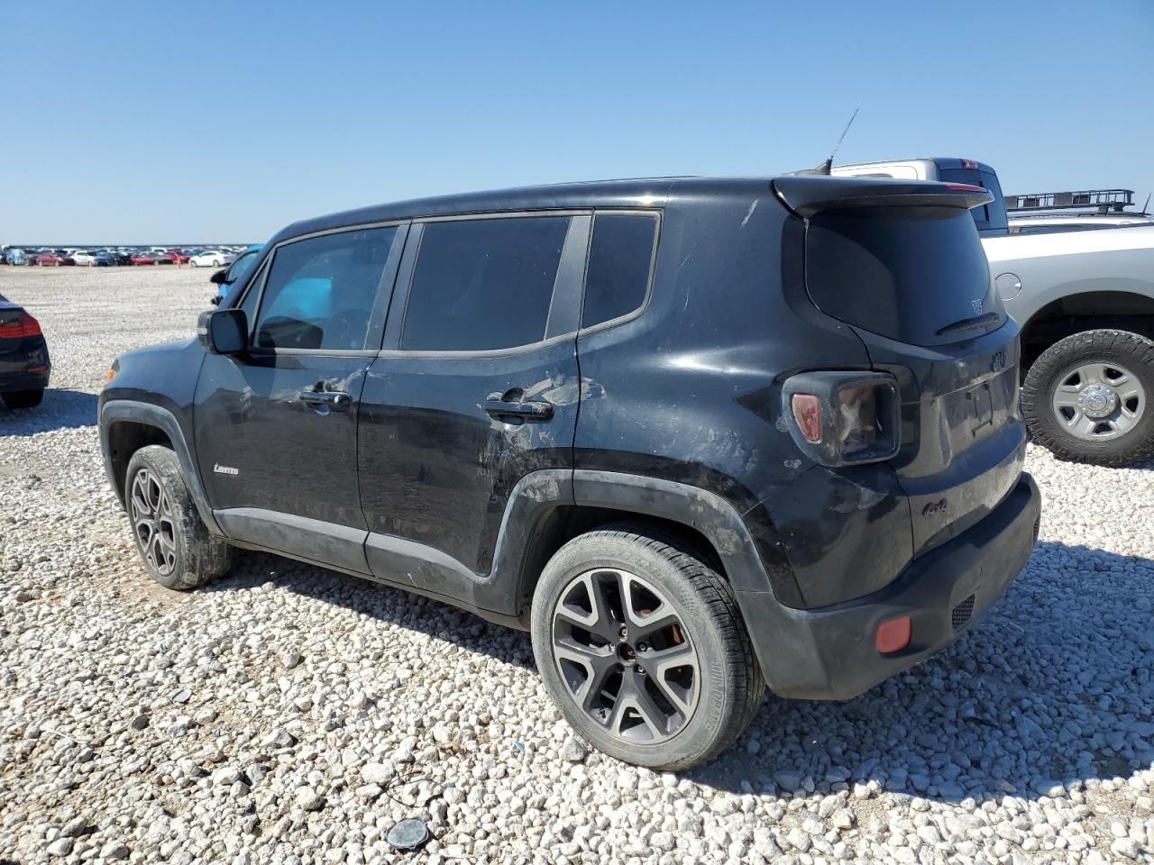 2015 Jeep Renegade - Image 2