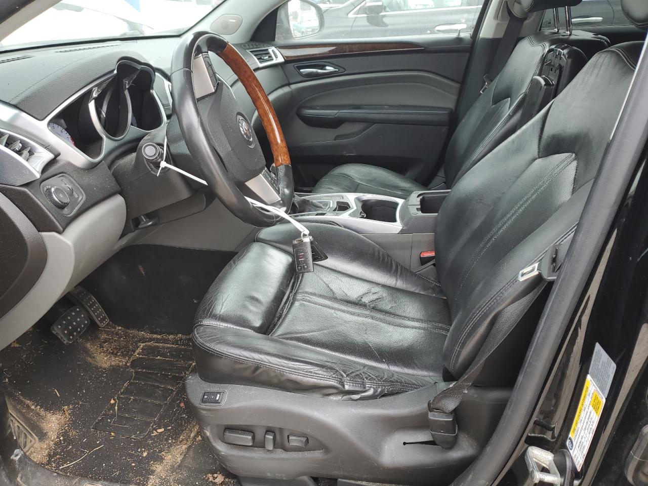 2010 Cadillac SRX - Image 7