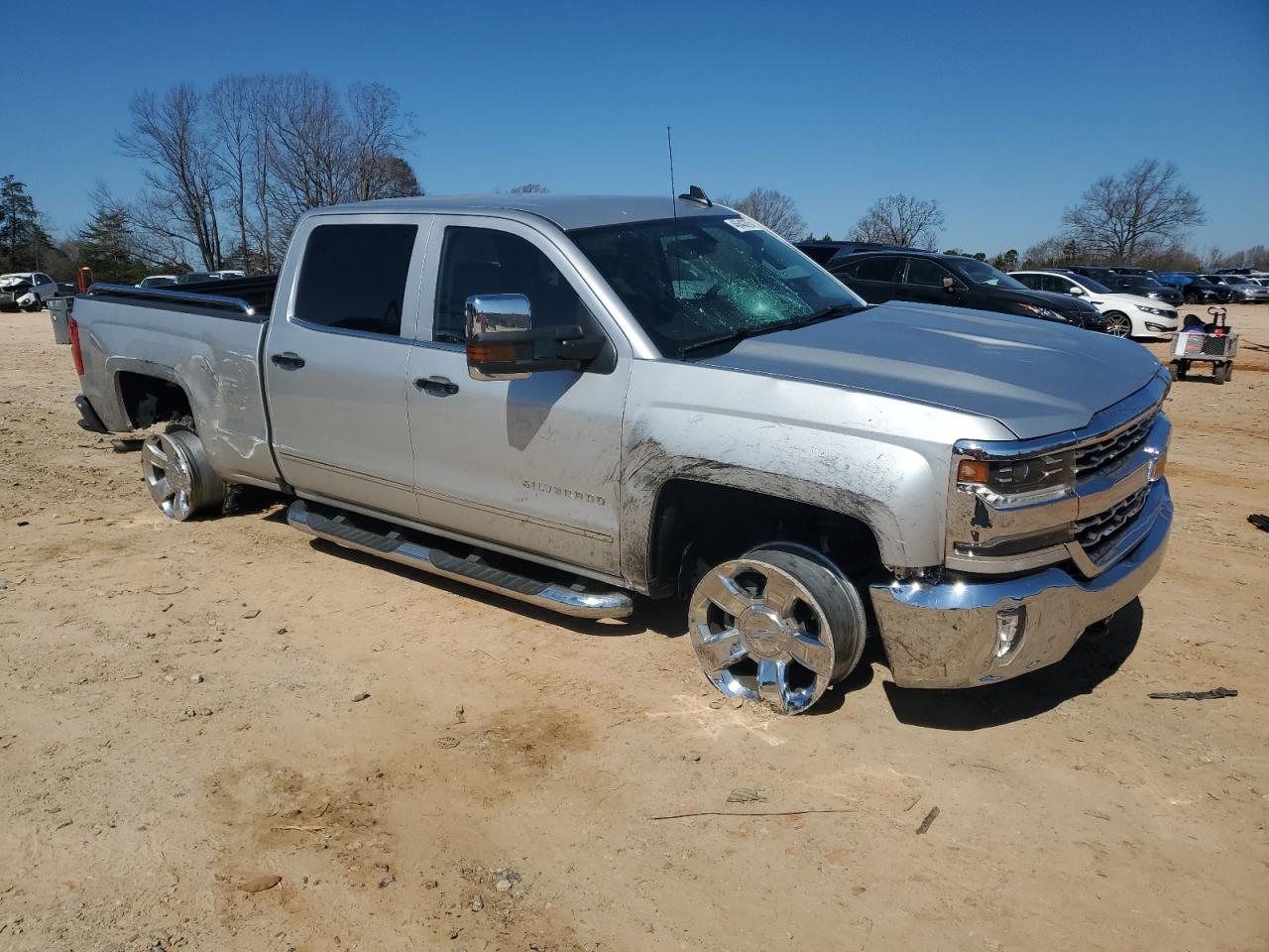 2017 Chevrolet Silverado - Image 4
