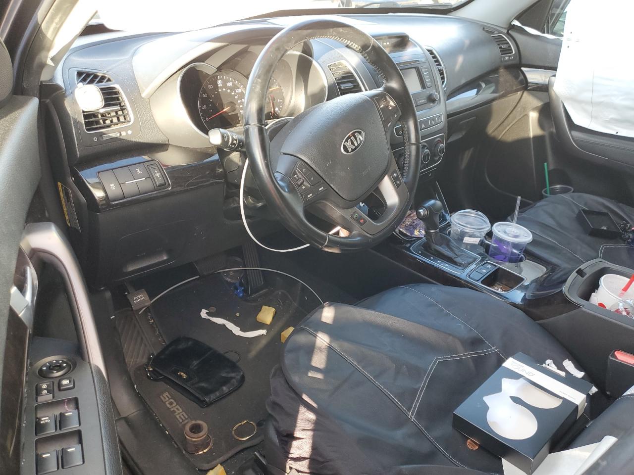 2014 Kia Sorento - Image 8