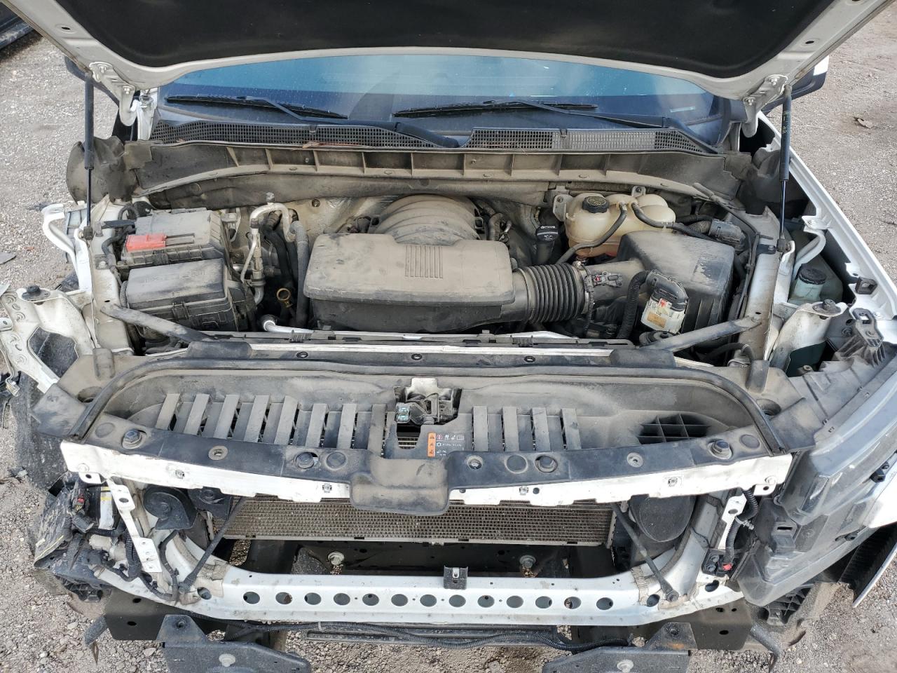 2019 Chevrolet Silverado - Image 13