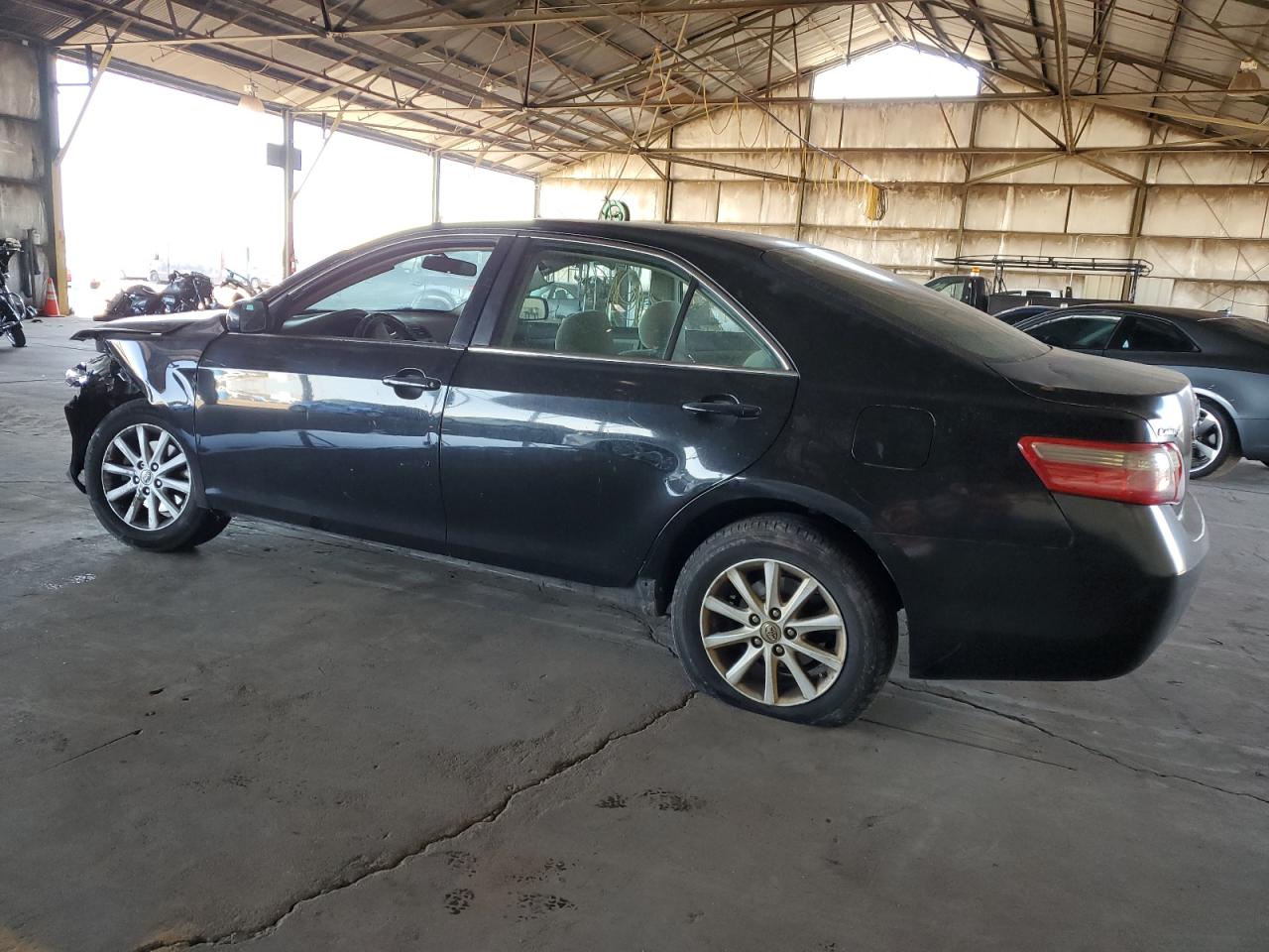 2009 Toyota Camry - Image 2