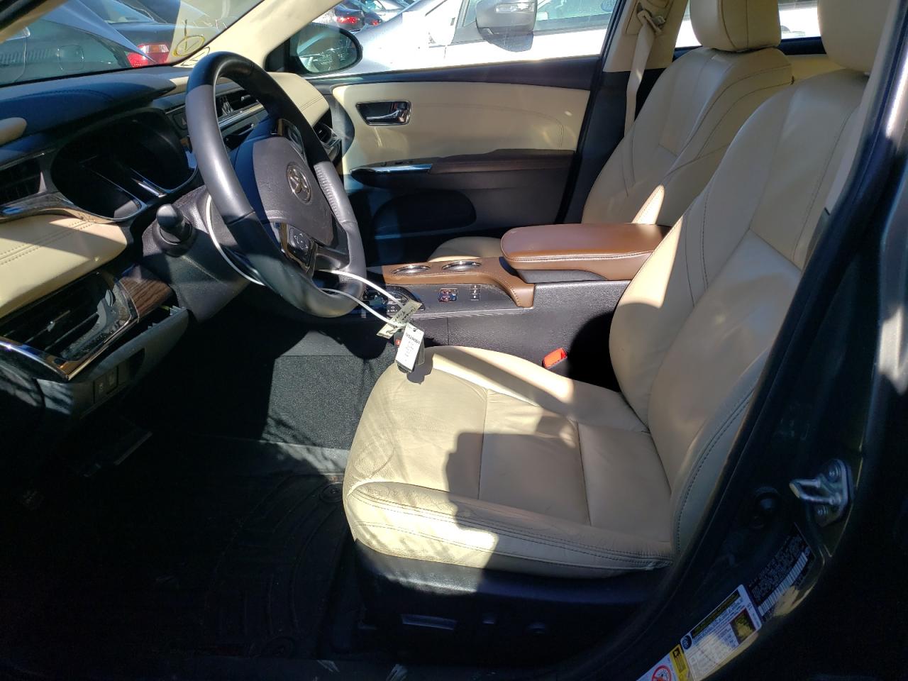 2014 Toyota Avalon - Image 7