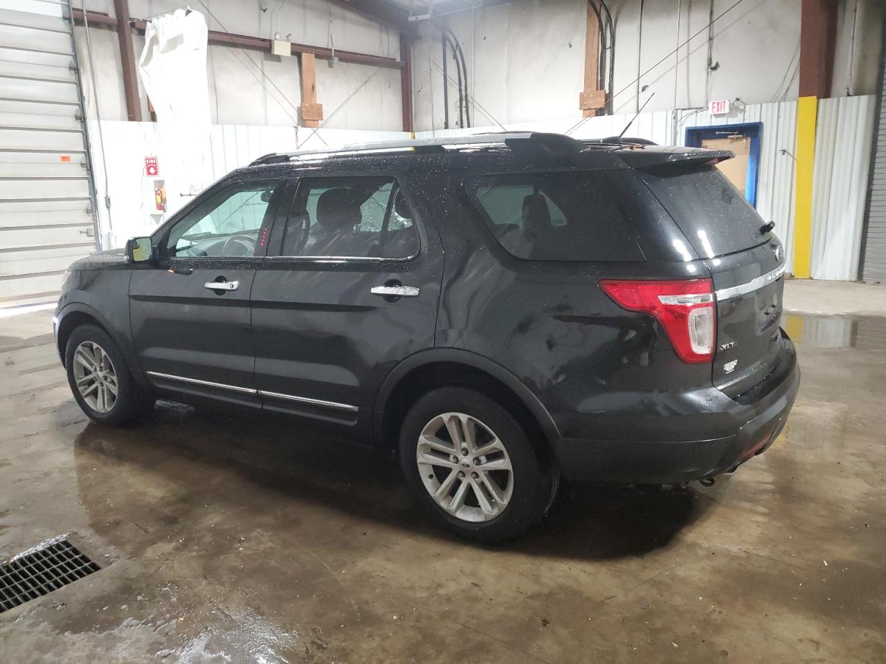 2012 Ford Explorer - Image 2