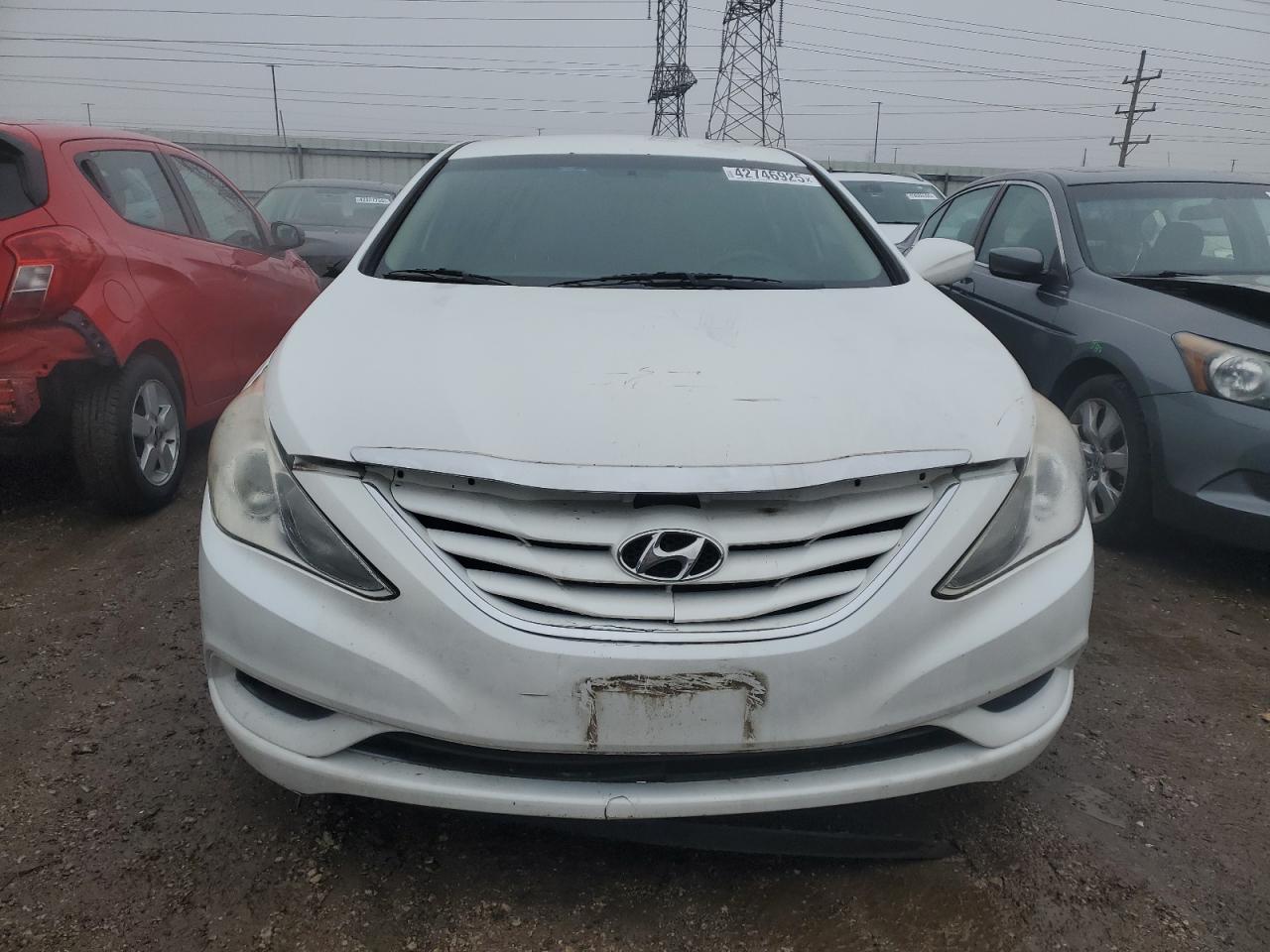2011 Hyundai Sonata - Image 5