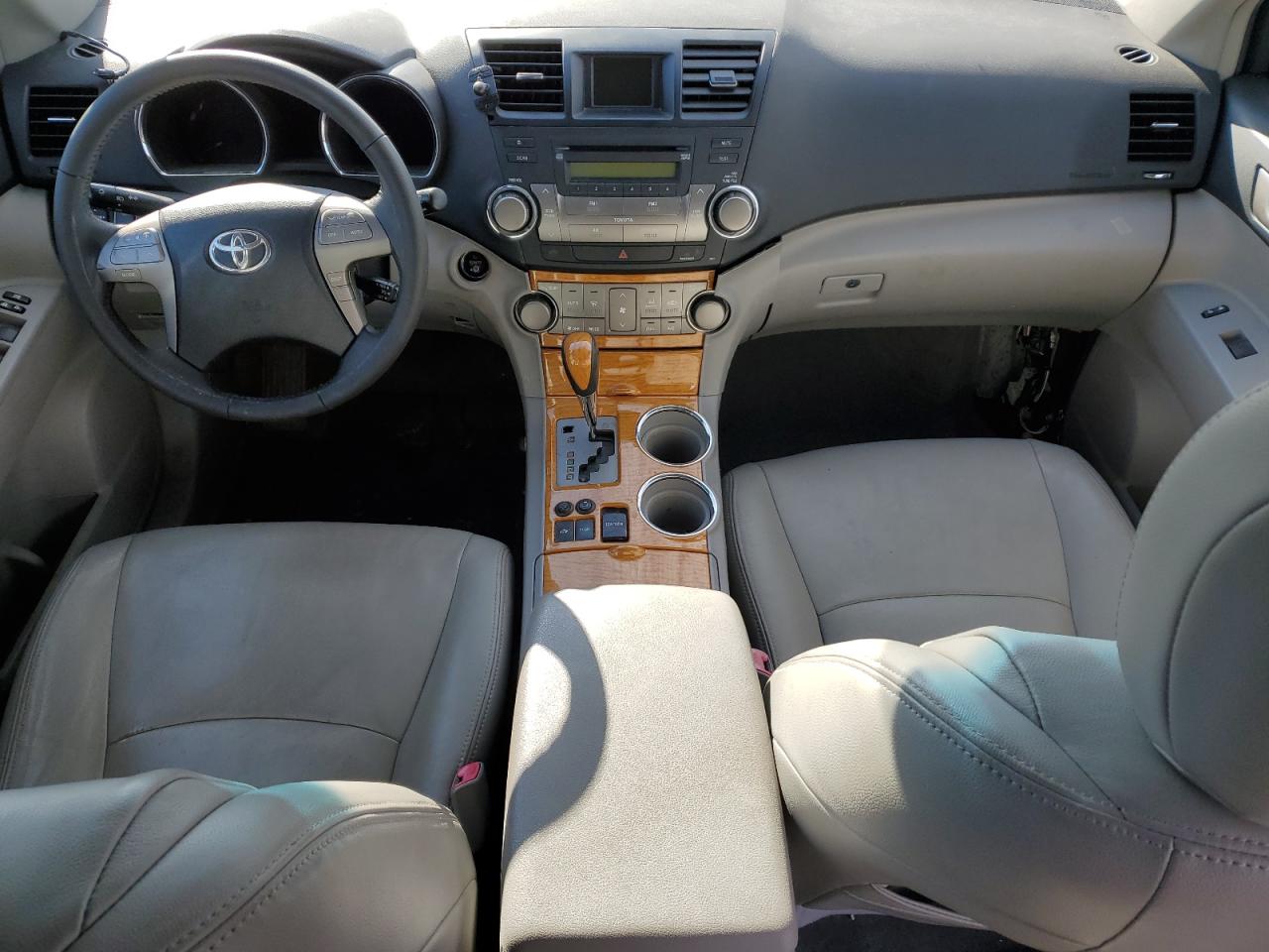 2008 Toyota Highlander - Image 8