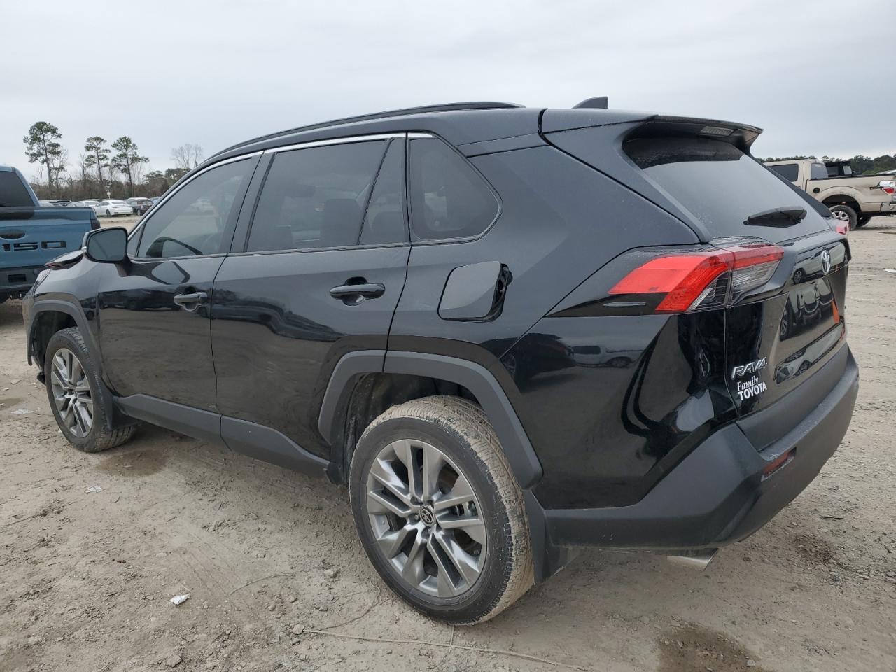 2023 Toyota RAV 4 - Image 2