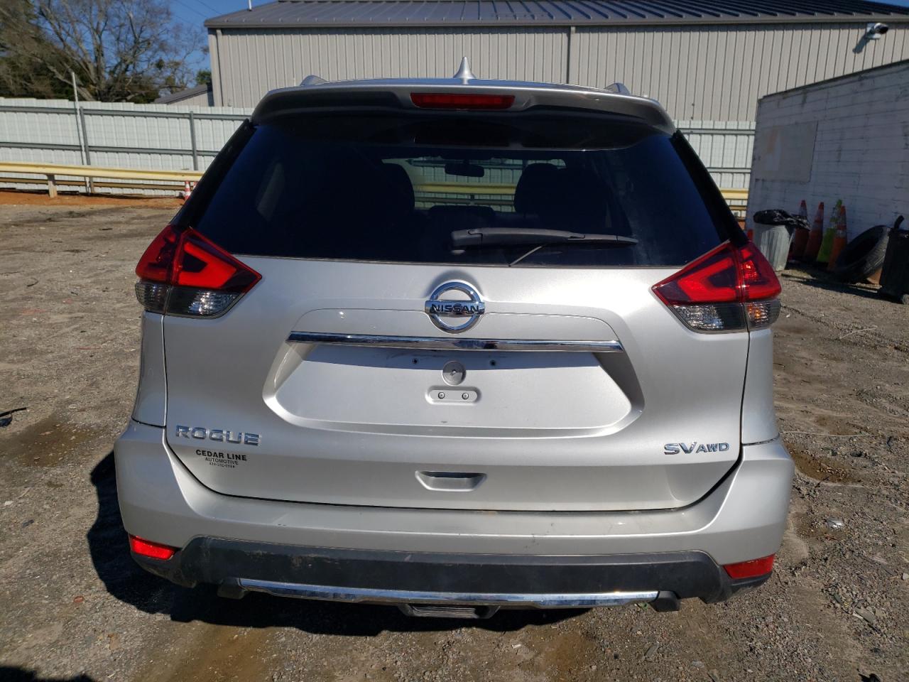 2018 Nissan Rogue - Image 6