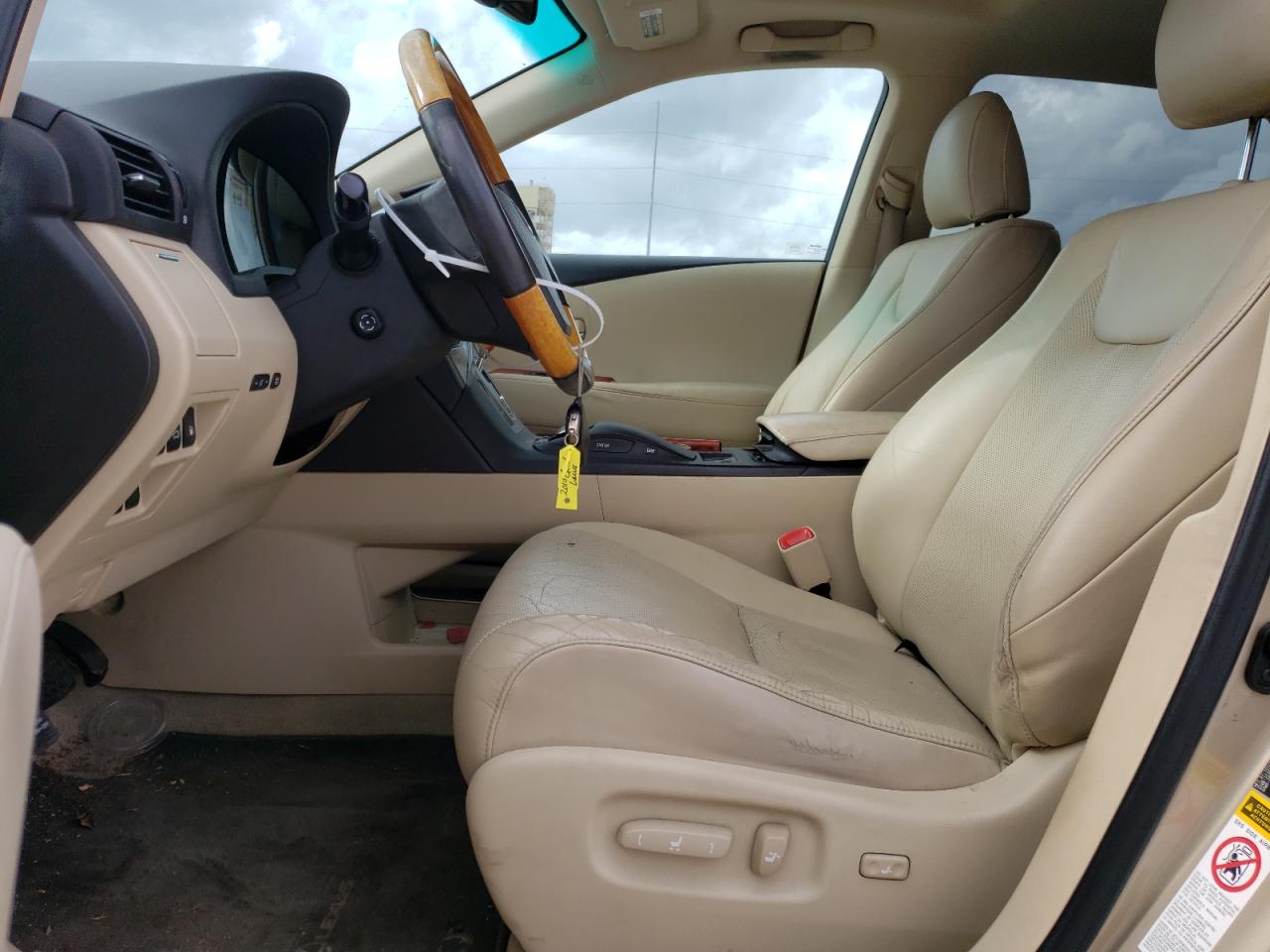 2010 Lexus RX - Image 7