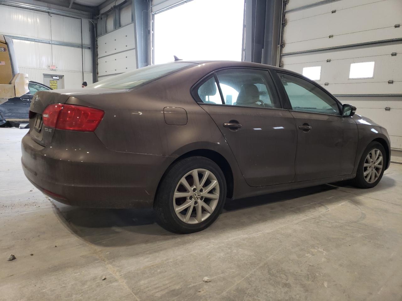 2012 Volkswagen Jetta - Image 3