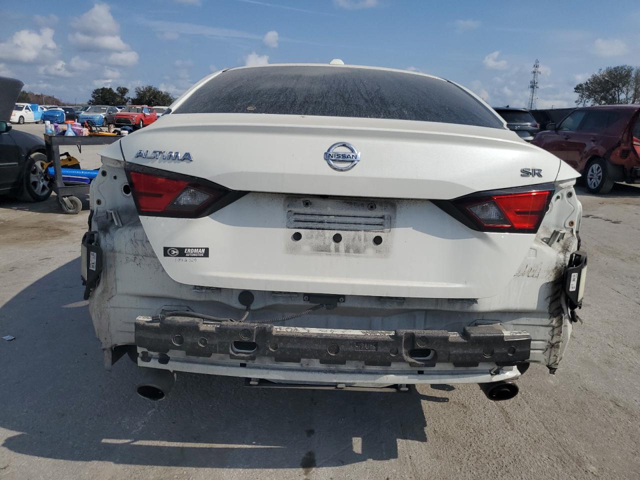 2021 Nissan Altima - Image 6