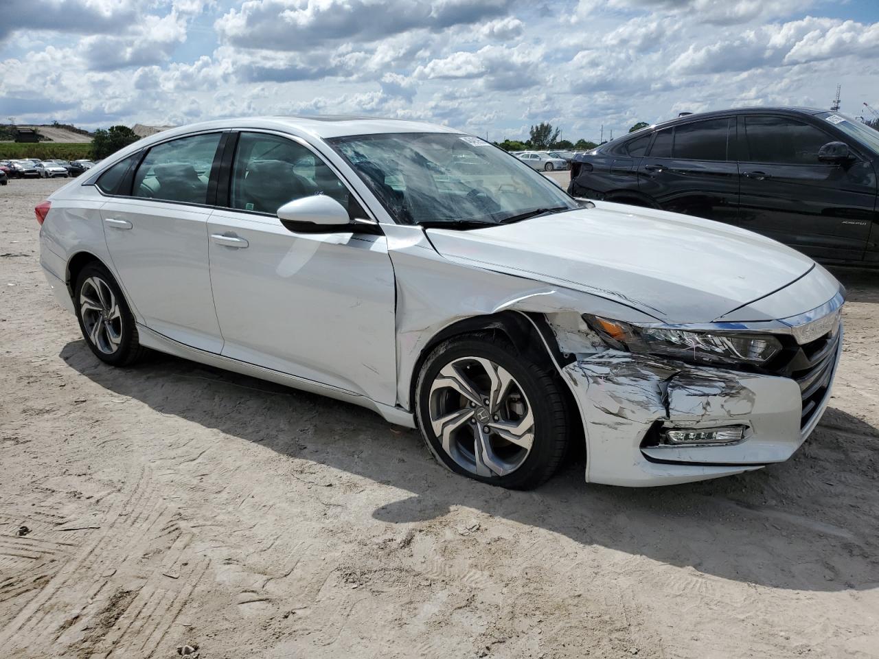 2019 Honda Accord - Image 4