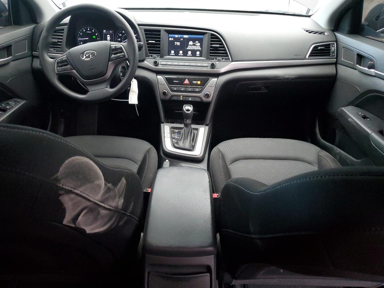 2018 Hyundai Elantra - Image 8