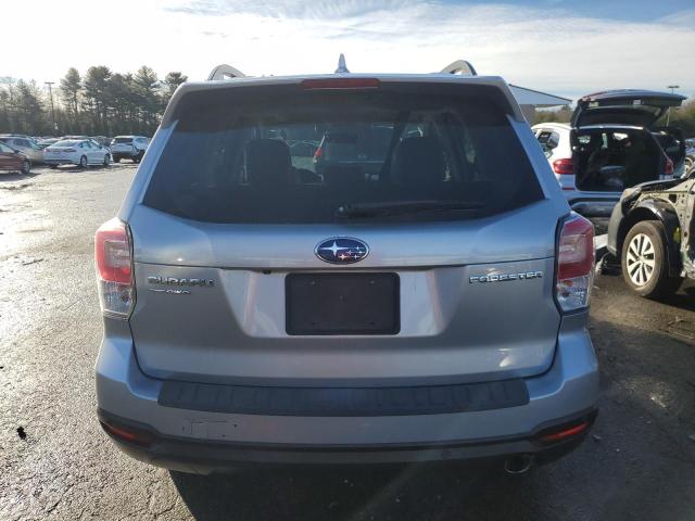  SUBARU FORESTER 2018 Silver