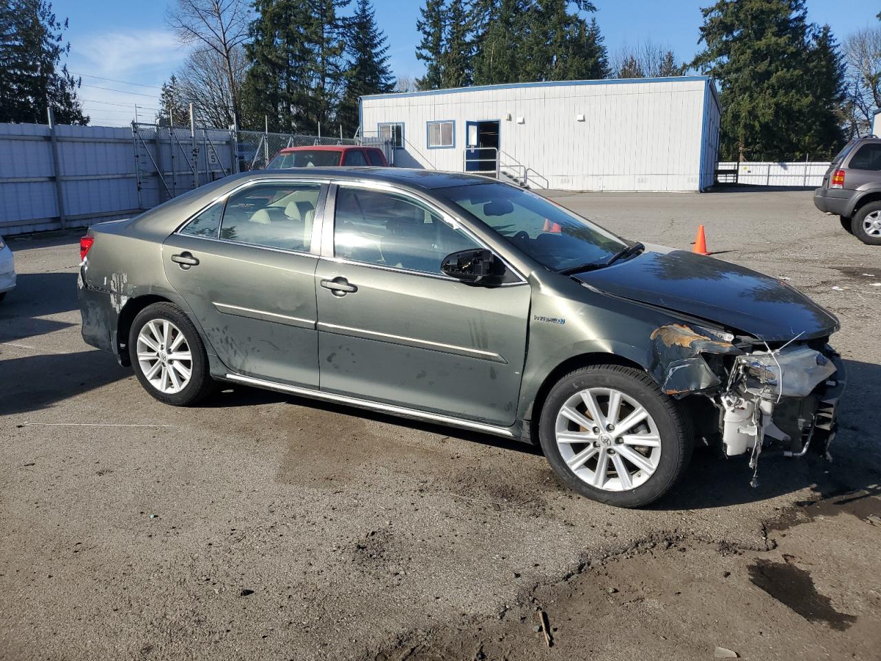 2013 Toyota Camry - Image 4
