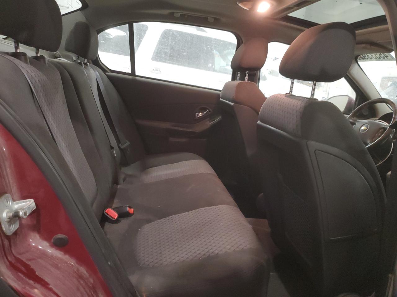 2007 Chevrolet Malibu - Image 10